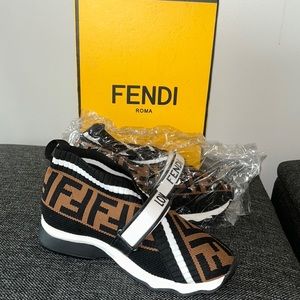 Fendi Love Sneaker Brand New, never worn . Size 36